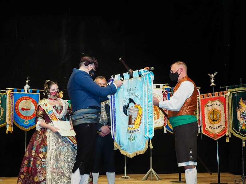 2022_Bunyol d'Or amb Fulles de Llorer i Brillants Falla El Canet 2021_2.jpg